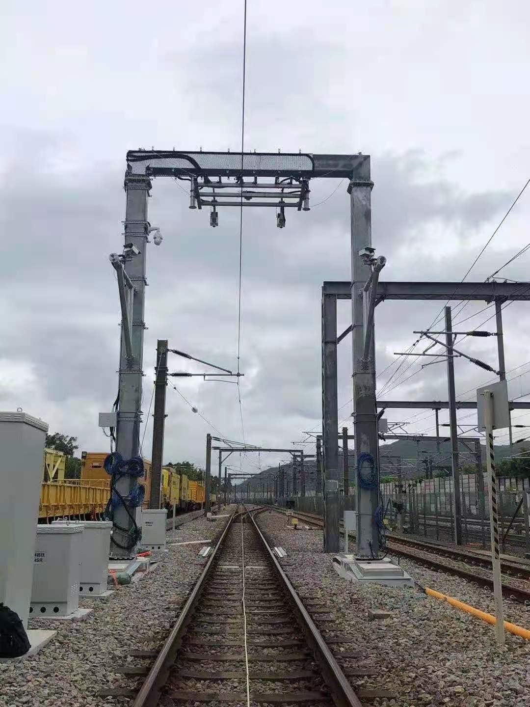 八鄉龍門架安裝工程